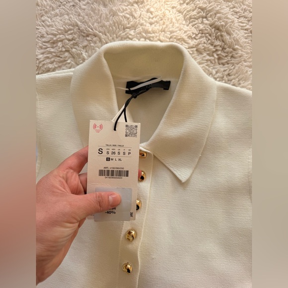 Zara Knit  White Sleeveless Button-Up Blouse - Picture 9 of 11